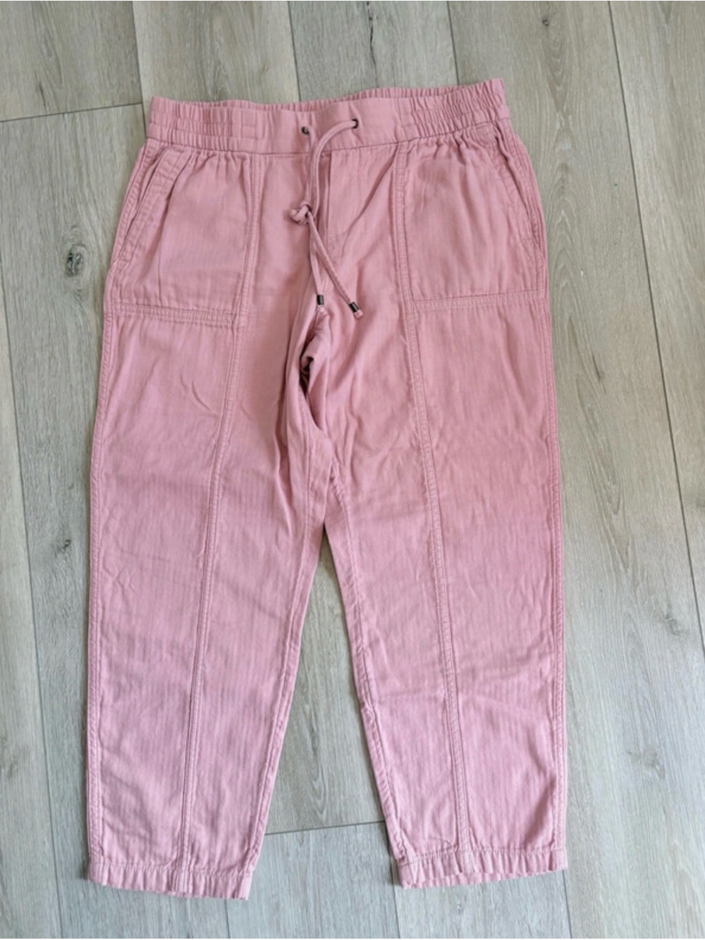 Old Navy Women's Dusty Rose Drawstring Capris